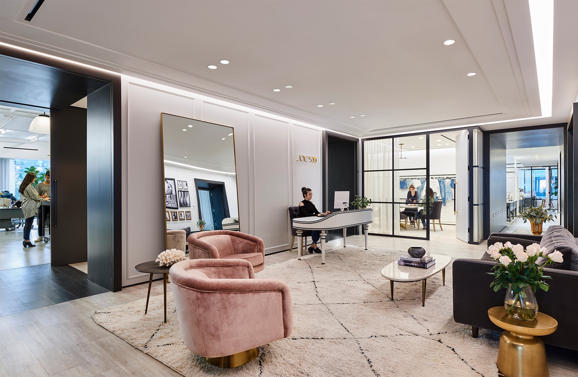 JOE'S JEAN CORPORATE OFFICE, ILLUMINATE LIGHTING DESIGN, LOS ANGELES, CALIFORNIA
