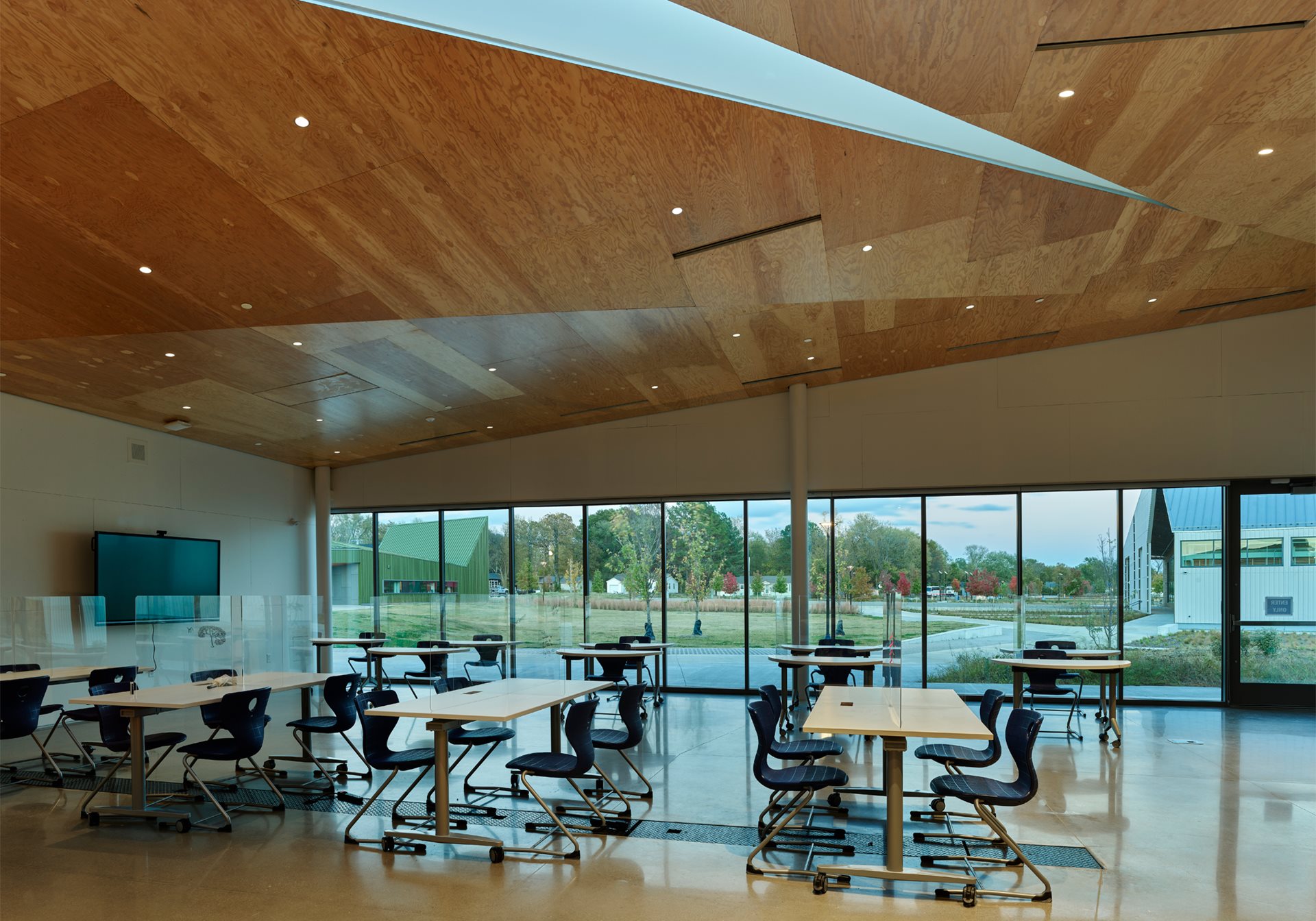 THADEN SCHOOL, TM LIGHT, MARLON BLACKWELL, BENTONVILLE, ARKANSAS